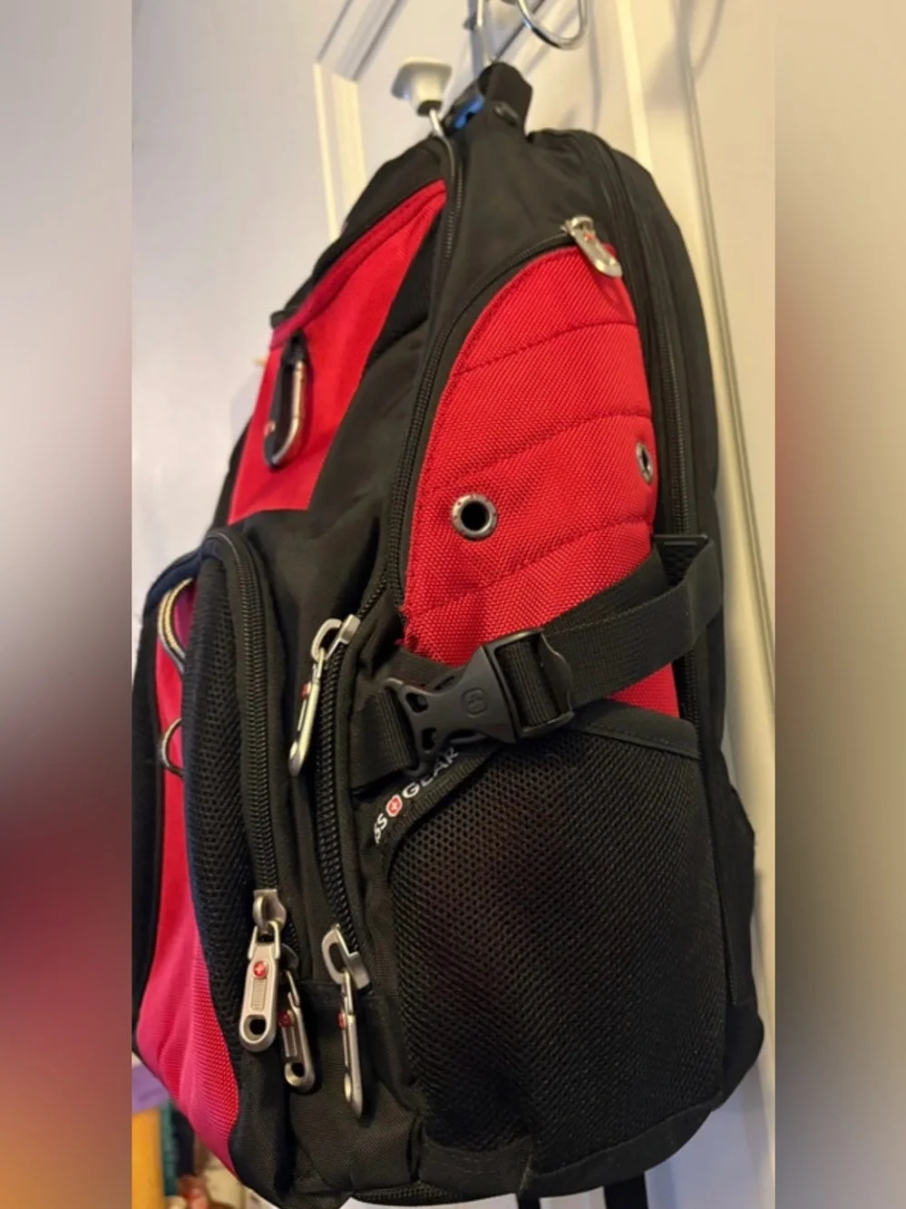SwissGear 1900 ScanSmart 17” Laptop Travel Backpack Red/Black